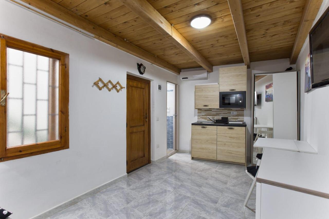 Majorca Studio Old Town Apartman Alghero Kültér fotó